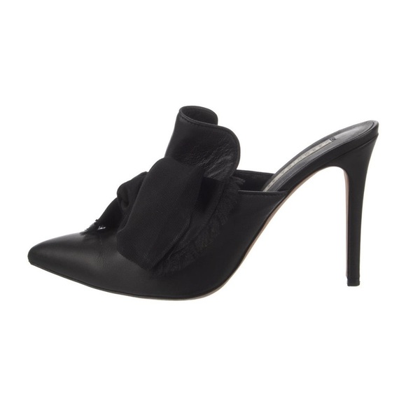 Veronica Beard
Leather Bow Accents Mules black 
Women's Size 37.5 - Picture 2 of 15